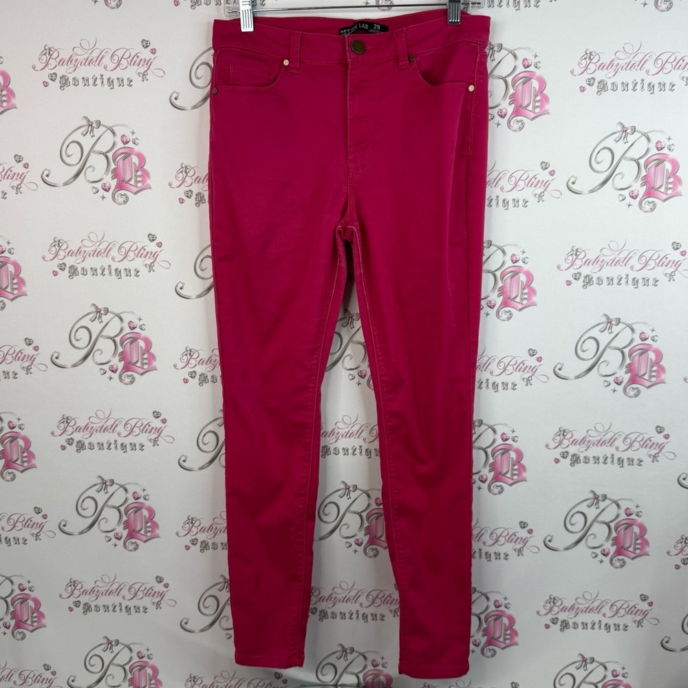 Design Lab Lord & Taylor bright Pink Jeans gold hardware fuchsia